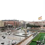Urbantec Realty - Plaza de Colón